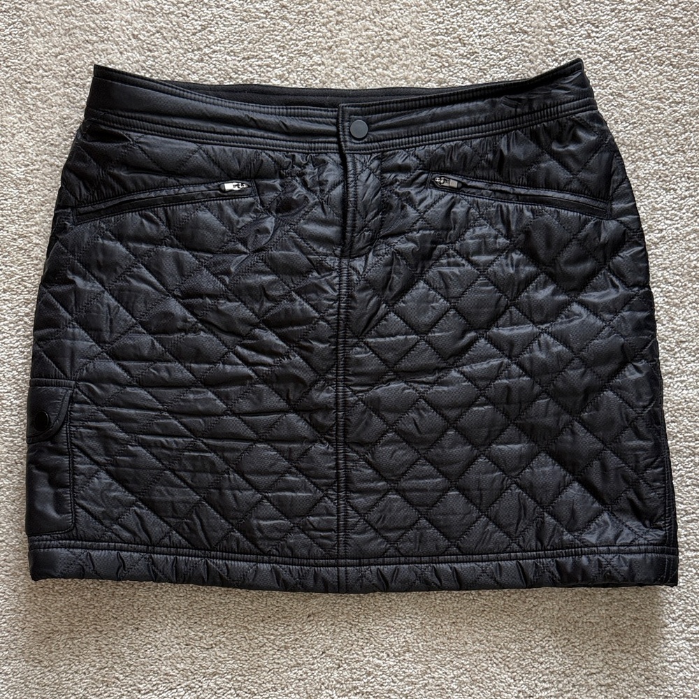 AthletaQuilted Black Skirt